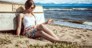 Можно ли купаться в море во время месячных?