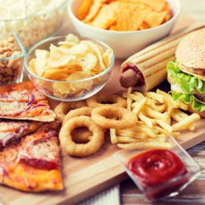 5 самых вредных продуктов, которых нужно стараться избегать