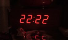Что означает 22:22 на часах?
