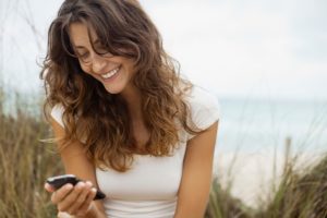 Улыбнитесь: 17 SMS от истинных женщин