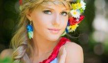 12 открыток о женщинах, которые совсем не такие, как все