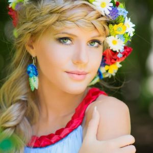 12 открыток о женщинах, которые совсем не такие, как все