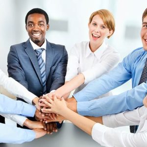 Как себя вести в новом коллективе: полезные советы