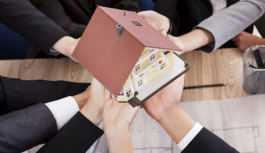 Как продать квартиру в долевой собственности?