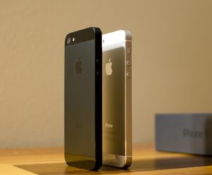Чем отличается iPhone 4S от iPhone 5S?