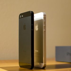 Чем отличается iPhone 4S от iPhone 5S?