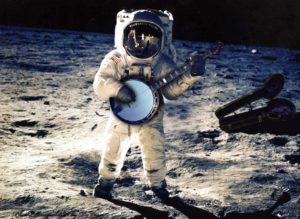 Астронавты NASA слышали в космосе загадочную музыку и держали это втайне 50 лет