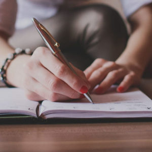 Как научиться быстро и красиво писать?
