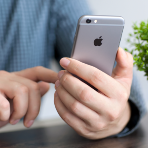 Как создать папку на iPhone 6?
