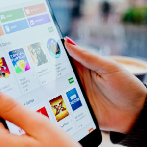 Как добавить друга в Play Игры?