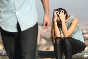 Как пережить уход мужа из семьи?