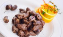Как приготовить куриные сердечки с картошкой в мультиварке?