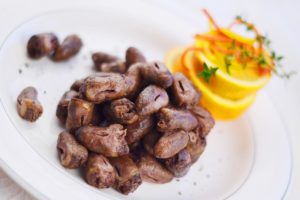 Как приготовить куриные сердечки с картошкой в мультиварке?