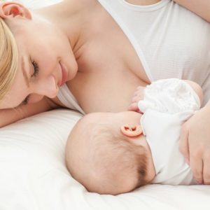 Как научить ребенка засыпать без груди?
