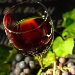 Как приготовить виноградное вино в домашних условиях?