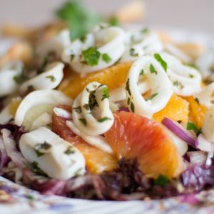 Какой салат с кальмарами самый вкусный?