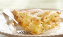 Как приготовить шарлотку с яблоками?