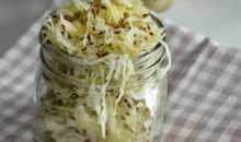 Как заквасить капусту вкусно и быстро в банке?