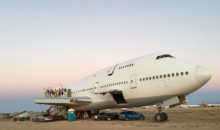 Участники Burning Man привезли на фестиваль настоящий Boeing 747