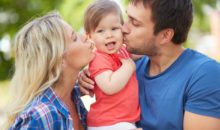 Забота о младенце в мельчайших юмористических деталях