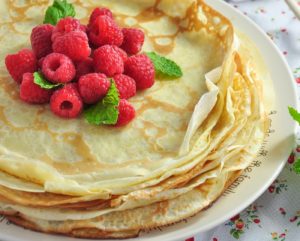 Как приготовить блины на молоке?