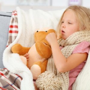 Чем лечить сухой кашель у ребенка, если нет температуры?