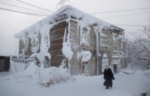 Baby, it's cold in Russia: фотограф показал жизнь в самой холодной деревни в мире