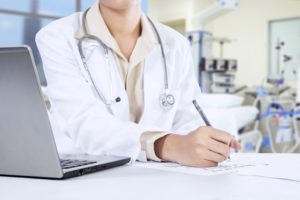 Как оплачивается больничный лист в 2017 году?