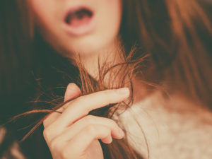 7 способов вылечить секущиеся кончики волос