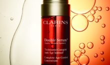 Компания Clarins выпустила новую омолаживающую сыворотку Double Serum