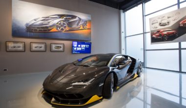 Коллекция легендарных моделей Lamborghini приехала в Россию
