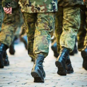 Жилье для военнослужащих: каков порядок получения служебных квартир?