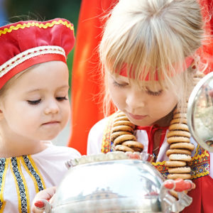 7 популярных русских суеверий и их происхождение