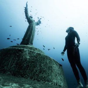 Прогулки под водой: музеи и выставки на дне морей