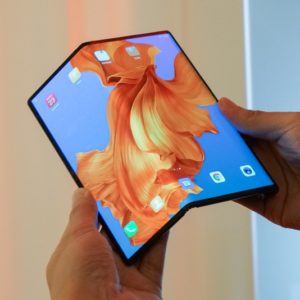 Huawei Mate X ‑ складной смартфон из ближайшего будущего