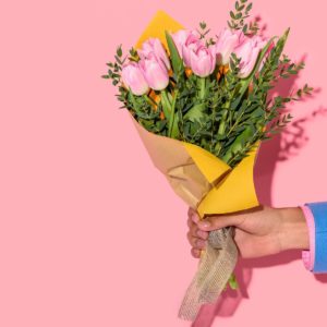 Что подарить к 8 марта: 15 классных идей