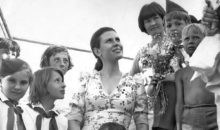 Тест: сможете узнать звезд советской эстрады по детским фотографиям?