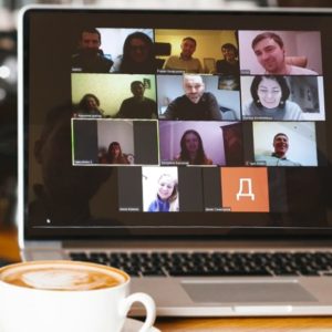 Онлайн интерактивные шоу: уникальные развлечения с вовлечением зрителя