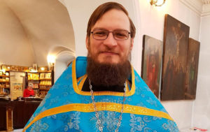 В прямом эфире — церковь: священник Антоний Русакевич и его онлайн-проповеди