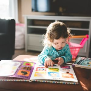 4 причины воспитать ребенка‑билингва, и как это сделать