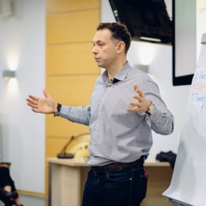 Как проходит обучение новых управленцев в проекте Михаила Кузнецова «Золотой запас»
