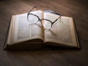 Имиджевые очки - эстетика и защита глаз
