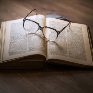Имиджевые очки — эстетика и защита глаз