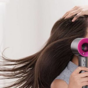 За что все любят фен Dyson и где его можно купить