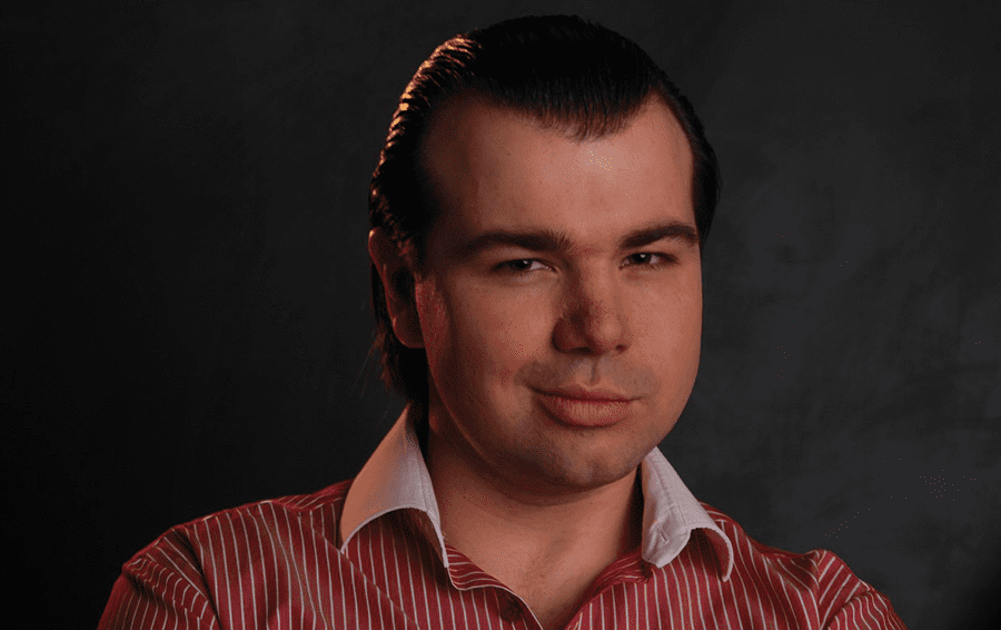 Михаил Казаков