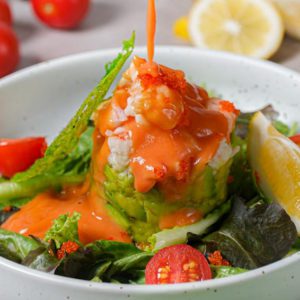Салаты из готовых смесей — как сделать их вкуснее с помощью 5 соусов