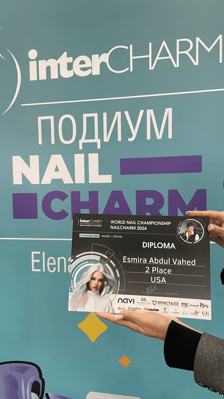 Девушка из Туркменистана NailCharm2024