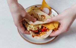 Как не переедать из-за скуки? 5 научно обоснованных способов