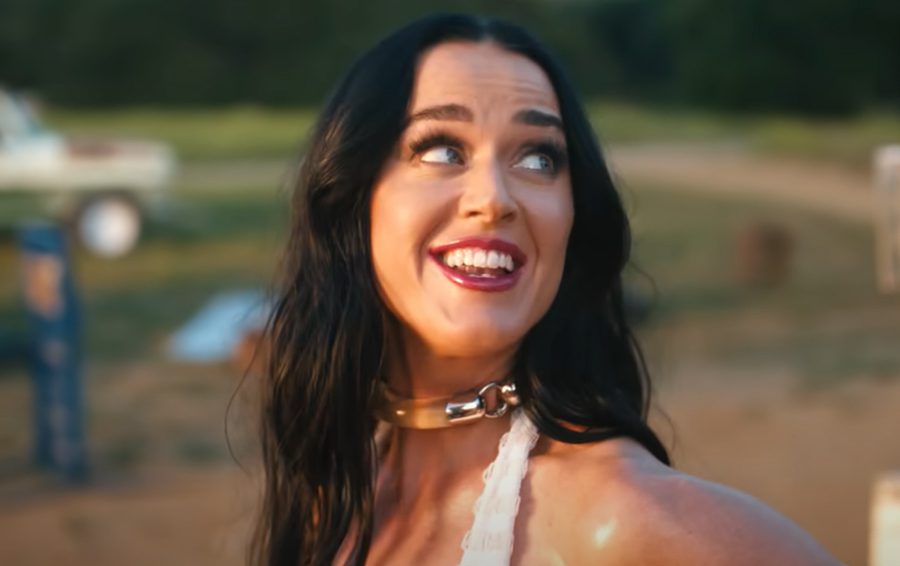Фото: кадр из клипа Katy Perry - WOMAN’S WORLD Кэти Перри