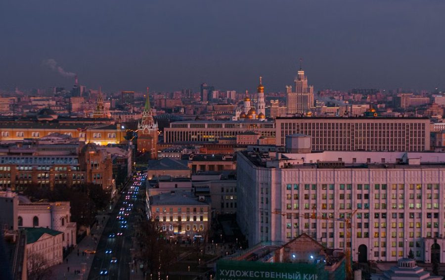 Не остаётся денег после зарплаты тренд на подработки и слеш-карьеру
